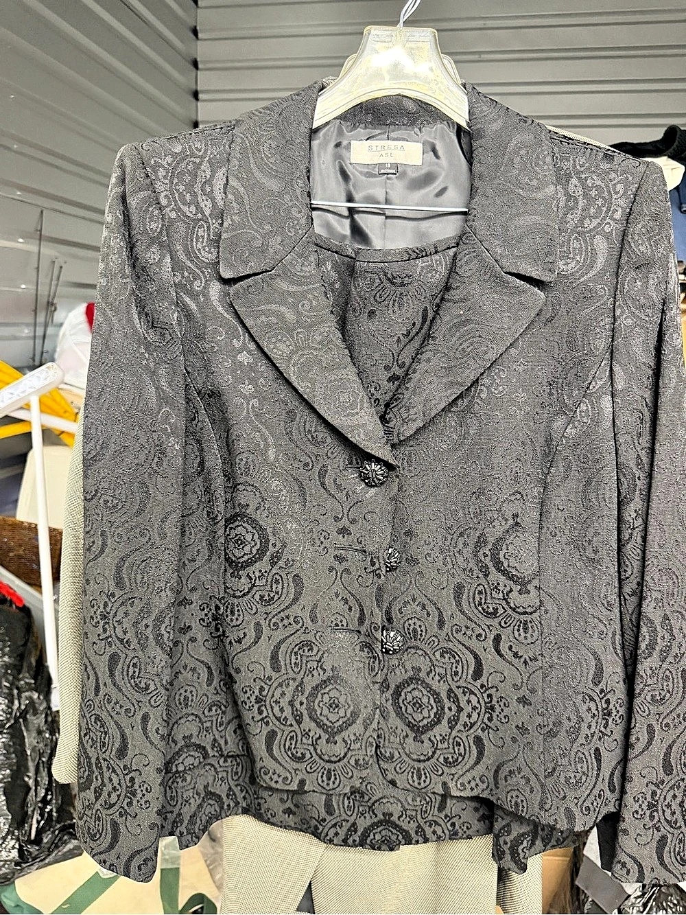 Stresa Paisley Blazer in Gray Size 18